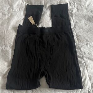 NWT Skims black lounge Pants